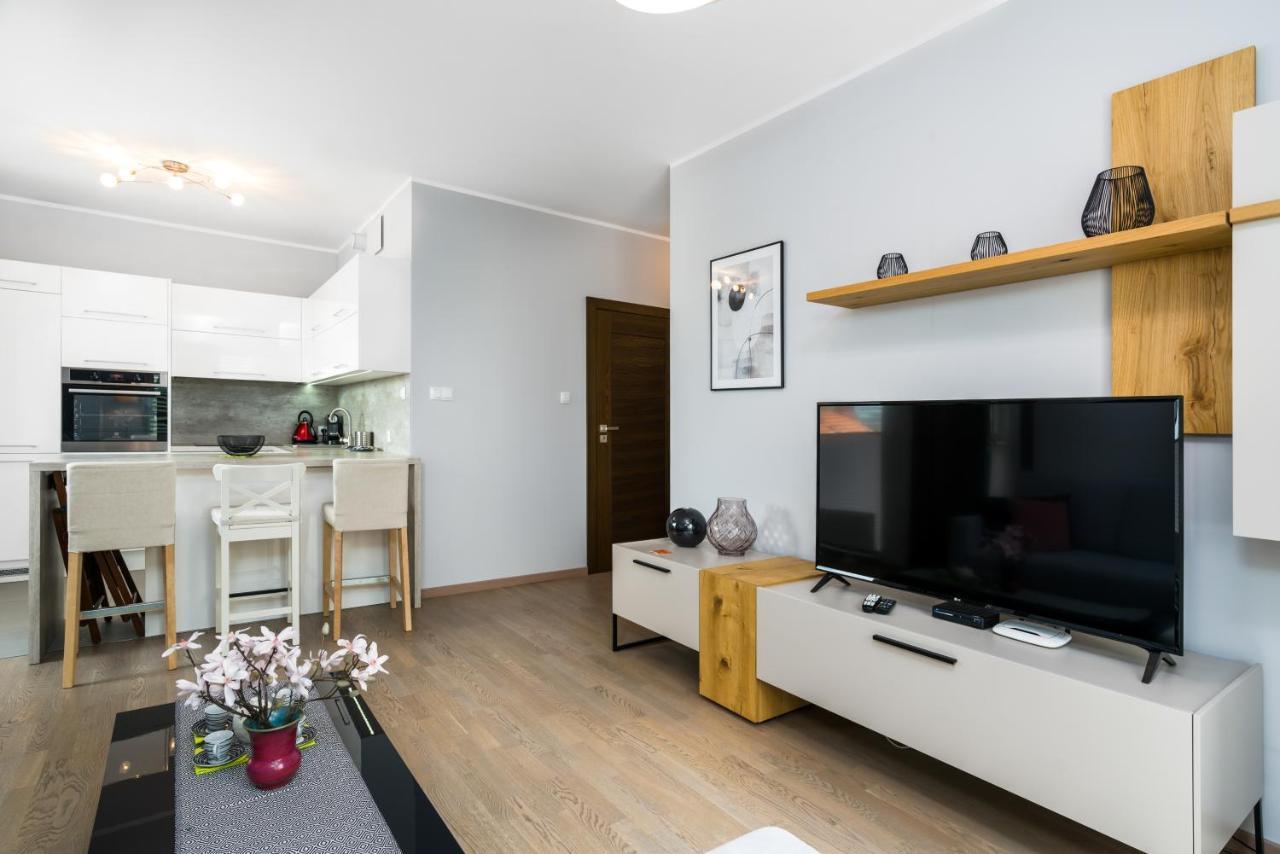 Apartments Poznan Towarowa By Noclegi Renters Exterior photo